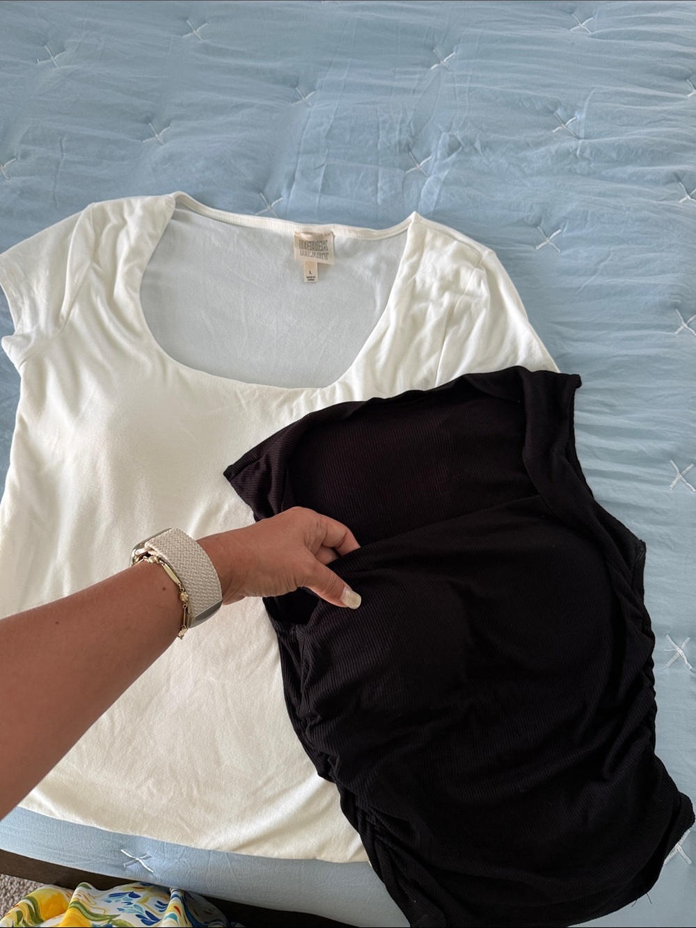 Scoop Neck Short Sleeve Tee in White & Black